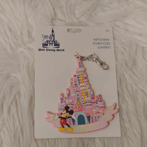 💖FIRM! NWT DISNEY PARKS WDW 50TH ANNIVERSARY VAULT COLLECTION BIRTHDAY CAKE 25T - Picture 2 of 10